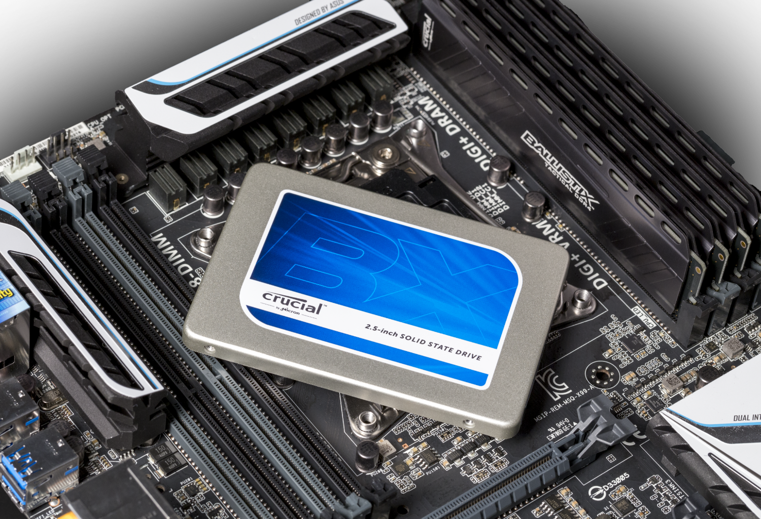 Imagen de una SSD de 2MB, 2.5in BX200 Crucial